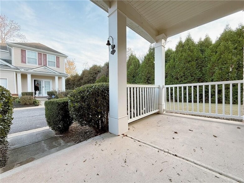 Building Photo - 3998 Cutler Donahoe Way