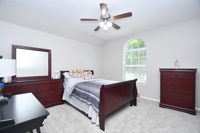 Building Photo - 6027 Opal Crest Ln