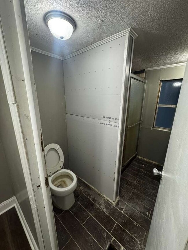 Building Photo - 4893 Madison Dr