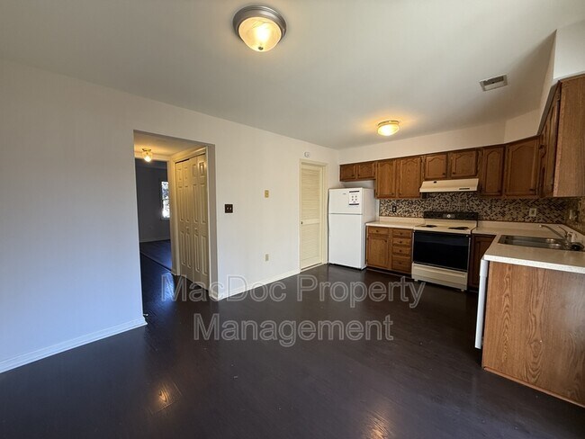 Building Photo - 169 Farrell Ln