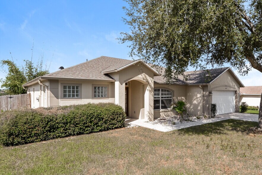 Building Photo - 803 Shore Breeze Way