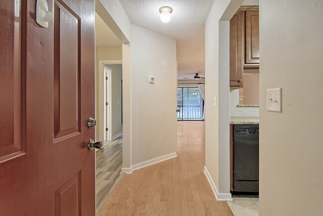 Building Photo - 856 Liriope Ln