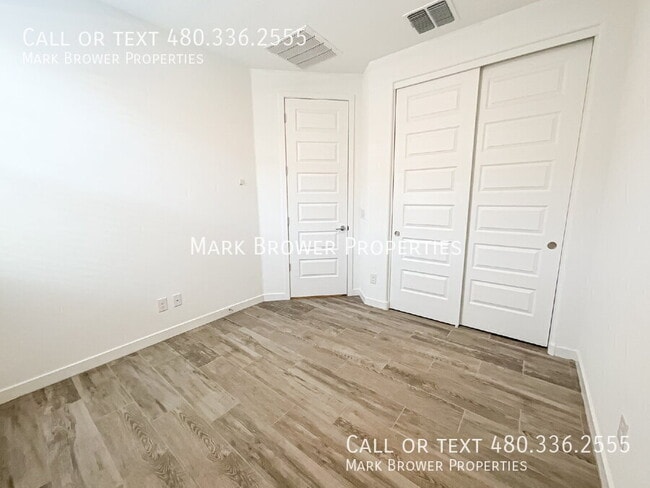 Building Photo - 100 E Virgo Pl