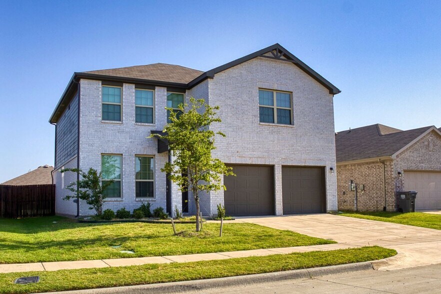 Building Photo - 944 Ravenwood Ln
