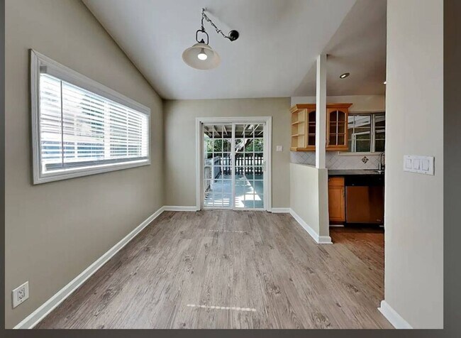 Building Photo - 13257 E Ave W 2