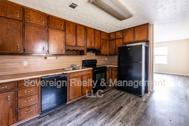 Building Photo - 355 Haymarket Ln