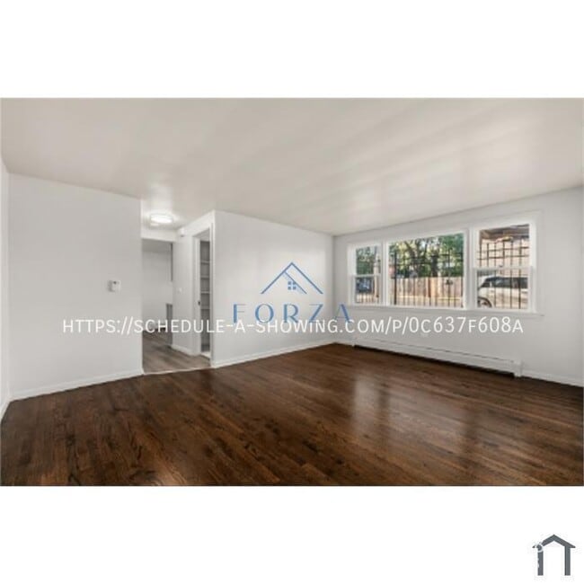 Primary Photo - 3119 W Wabansia Ave