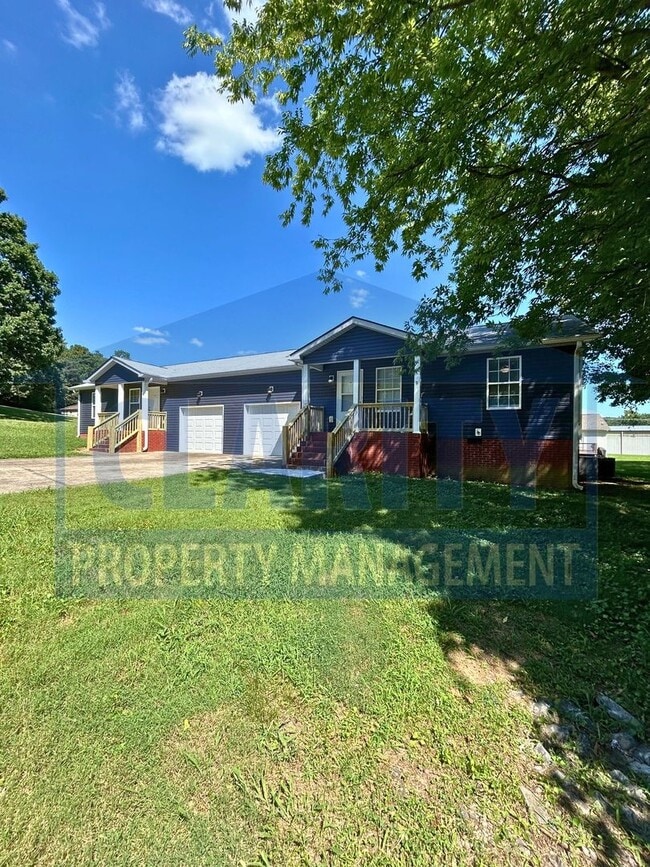Building Photo - **1006 Whisperwood Trail NE