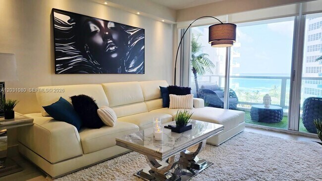 Building Photo - 5151 Collins Ave