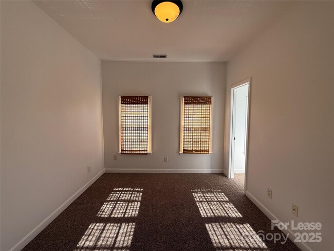 Building Photo - 12327 Carrigan Ct