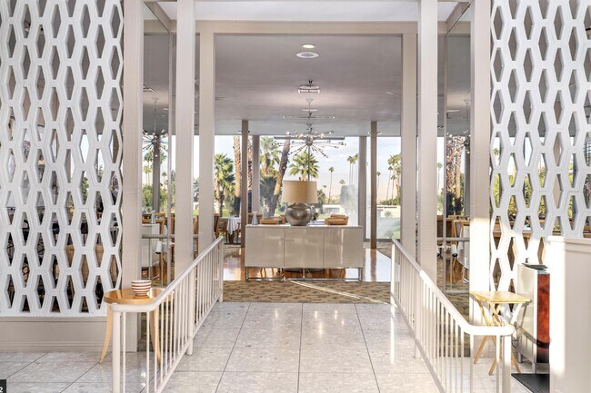 Building Photo - 157 Desert Lakes Dr