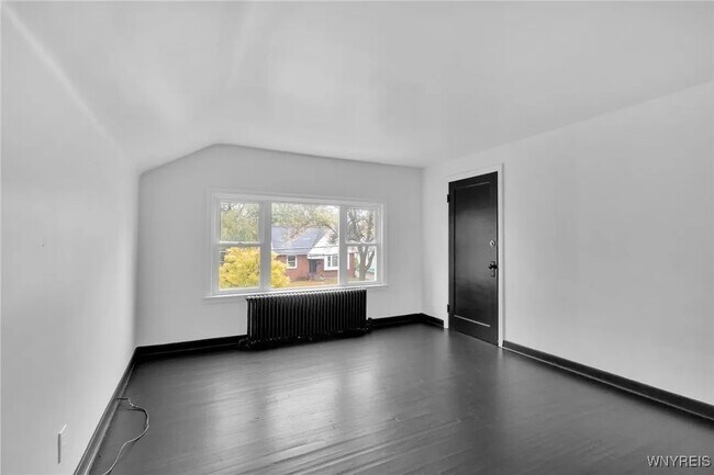 Building Photo - Callodine- 2 unit