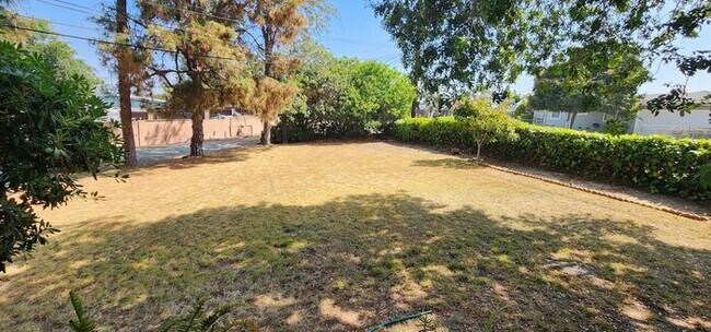 Building Photo - Gorgeous Lemon Grove home with Vintage character!