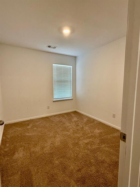 Building Photo - 509 Riverdale Dr