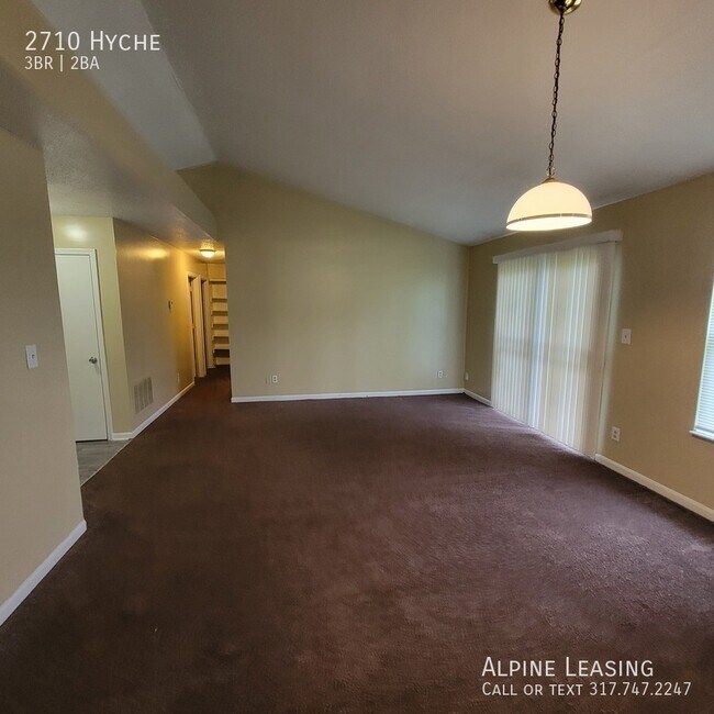 Building Photo - 2710 Hyche-