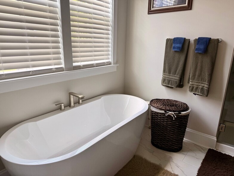 Building Photo - 1500 Riverwalk Parkway