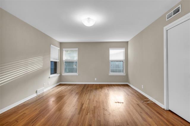 Building Photo - 918 Beechwood Dr
