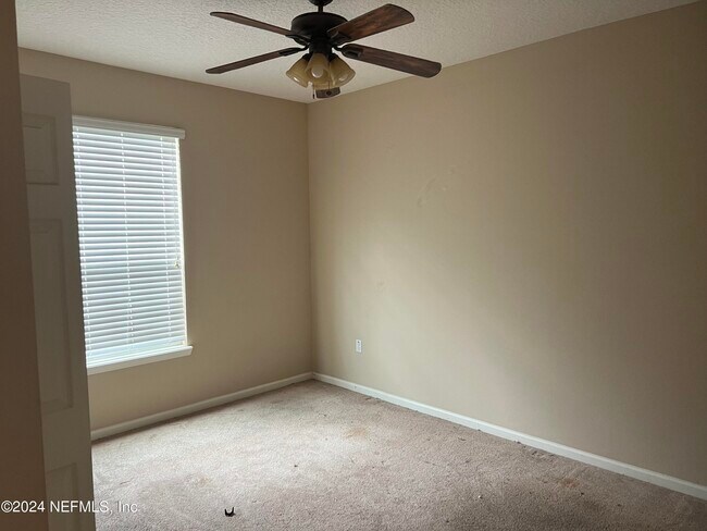 Building Photo - 5063 Johnson Creek Dr