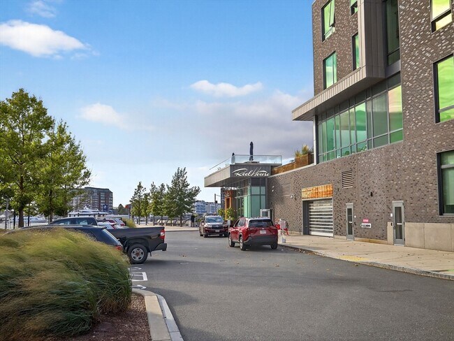 Building Photo - 238 Havre St