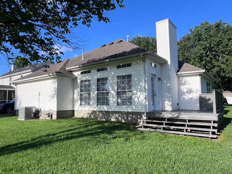 Building Photo - 2262 Joann Dr