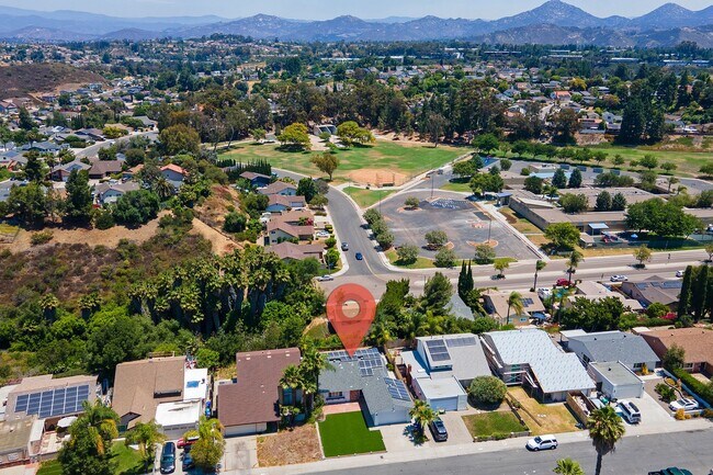 Building Photo - Welcome to Your Dream Home in Sunny San Di...