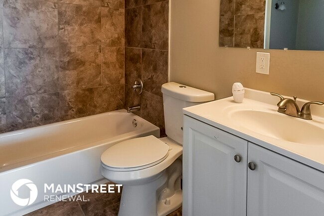 Building Photo - 5971 Northland Rd