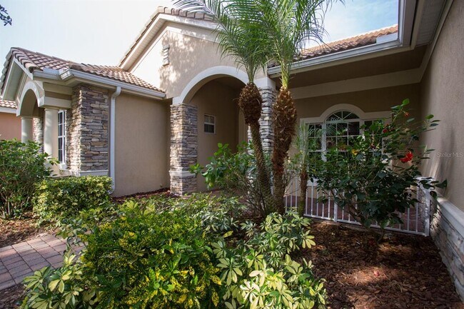 Building Photo - 3876 Shoreview Dr