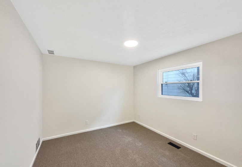 Building Photo - 717 Cleveland Ave