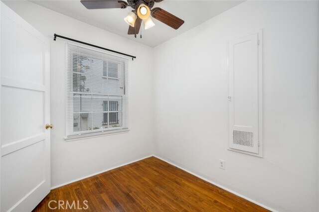 Building Photo - 814 E Carson St