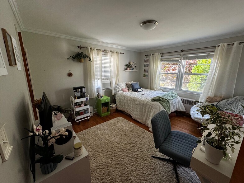 Building Photo - 115 Beauvue Ter