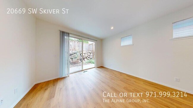 Building Photo - 20669 SW Skiver St