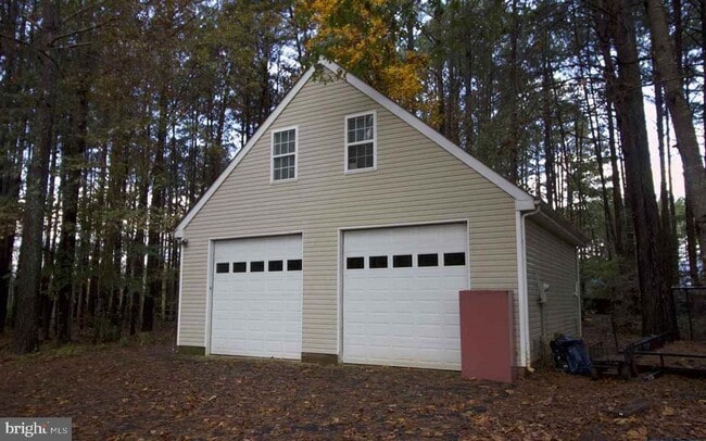 Building Photo - 2860 Cindy Ln