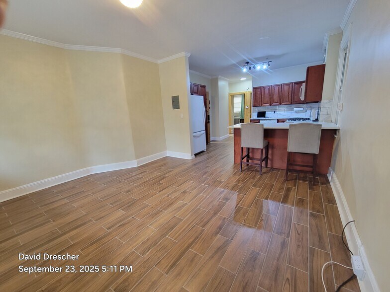 LR looking into Kitchen - 28 Willowdale Ave