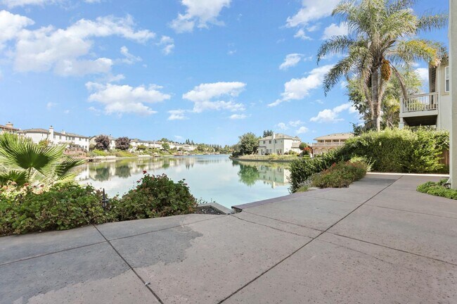 Building Photo - 4107 Spyglass Dr