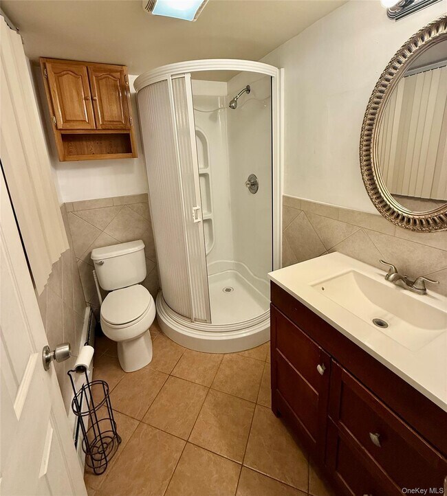 Building Photo - 14 Alary Rd