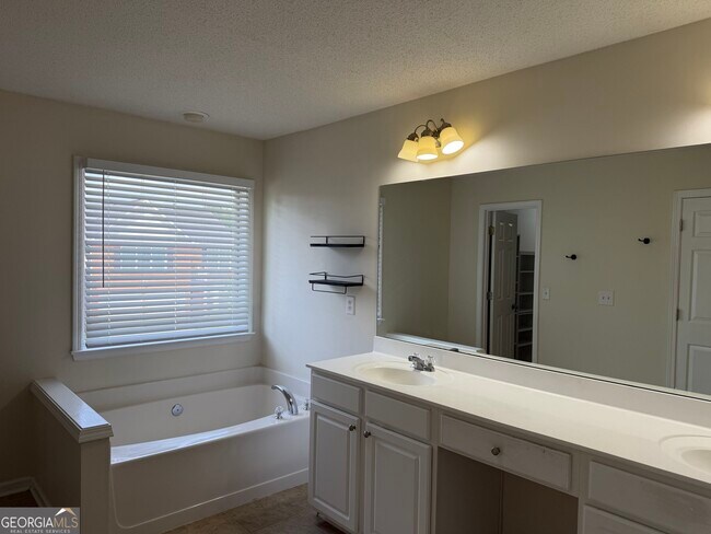 Building Photo - 8910 Ruel Ln
