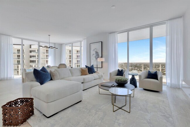 Building Photo - 525 N Fort Lauderdale Beach Blvd