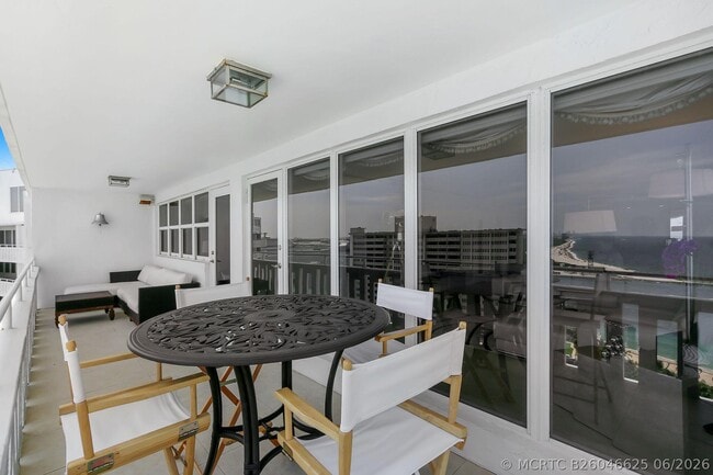 Building Photo - 2000 S Ocean Dr