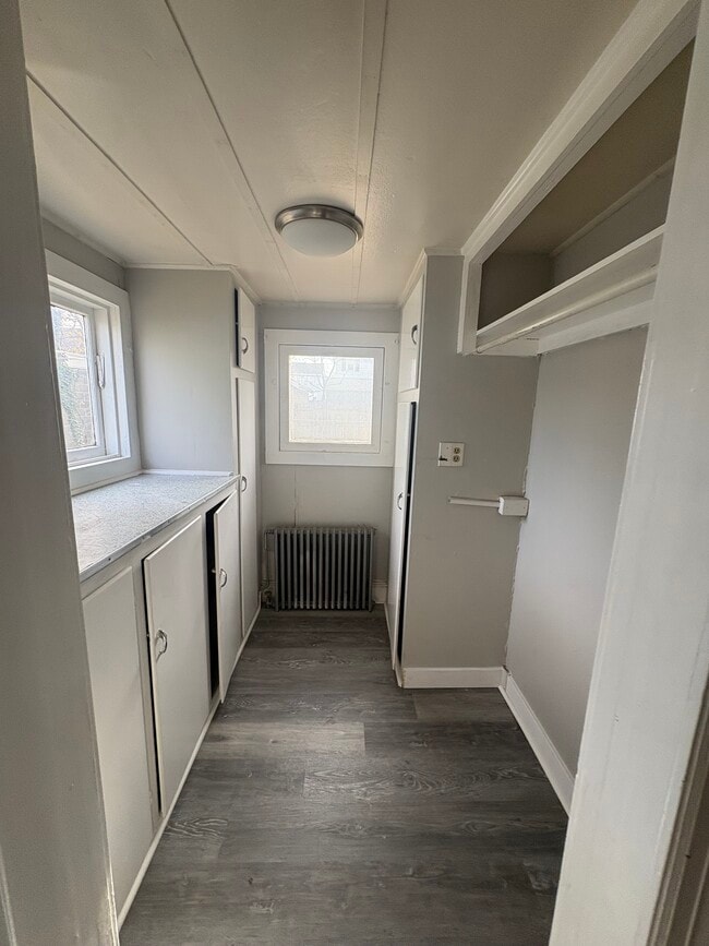 Building Photo - 401 Lafayette Ave