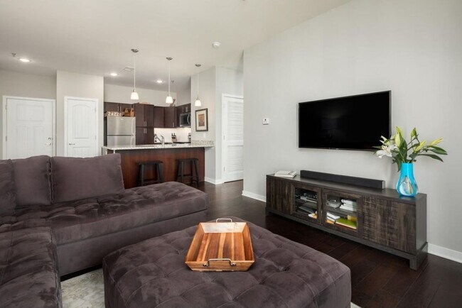 Building Photo - 1118 Litton Ave