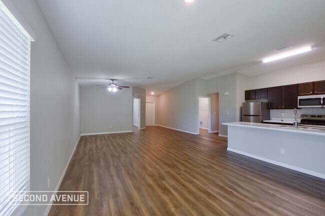 Building Photo - 3502 19th St SW