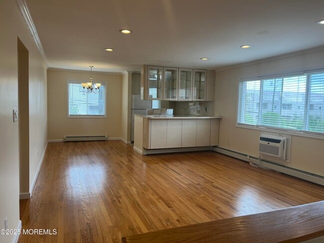 Building Photo - 35 Sternberger Ave