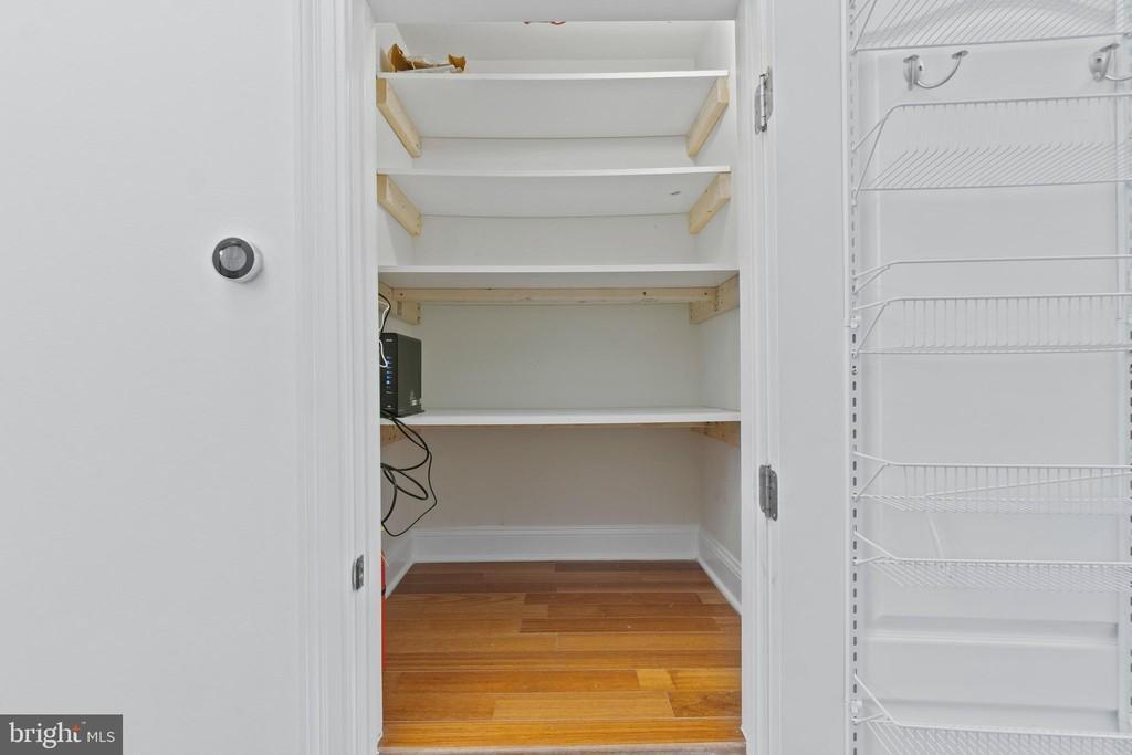 Building Photo - 1429 Clifton St NW