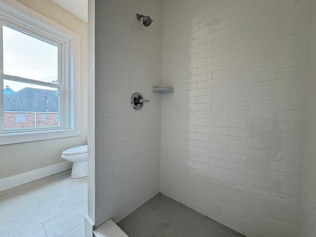 Building Photo - 360 Campbell Ave