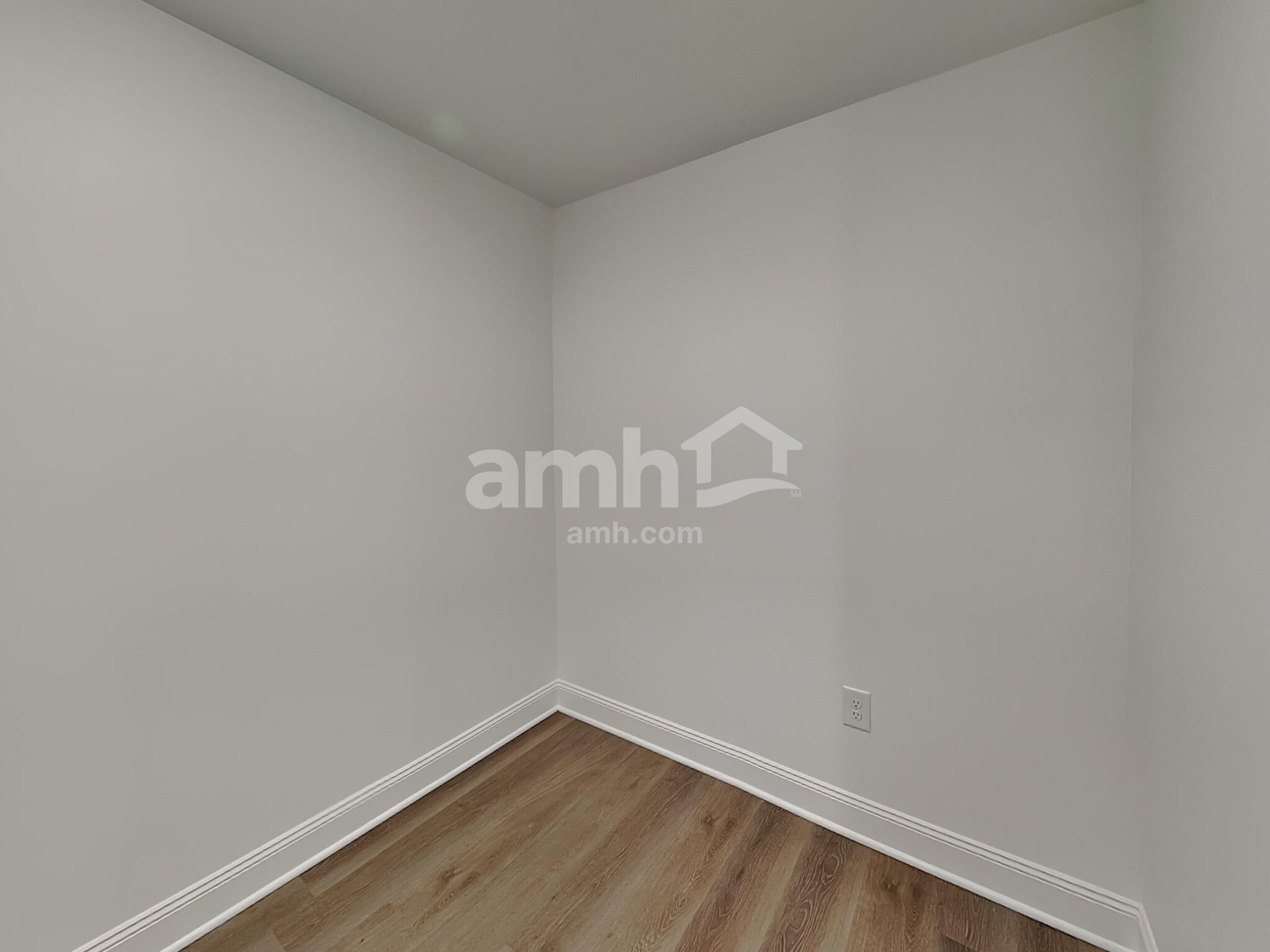 Building Photo - 965 Carnelian Ln