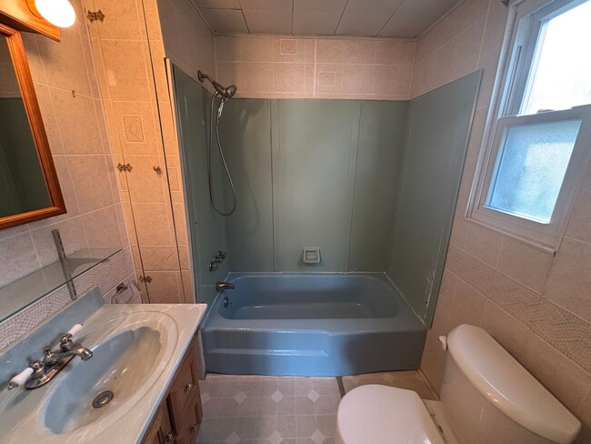 Building Photo - New Year, New Home, $500 Off! Want to stop renting and finally own your own home? Now you CAN — w...