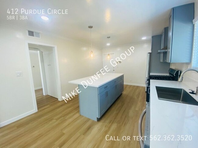 Building Photo - 412 Purdue Cir