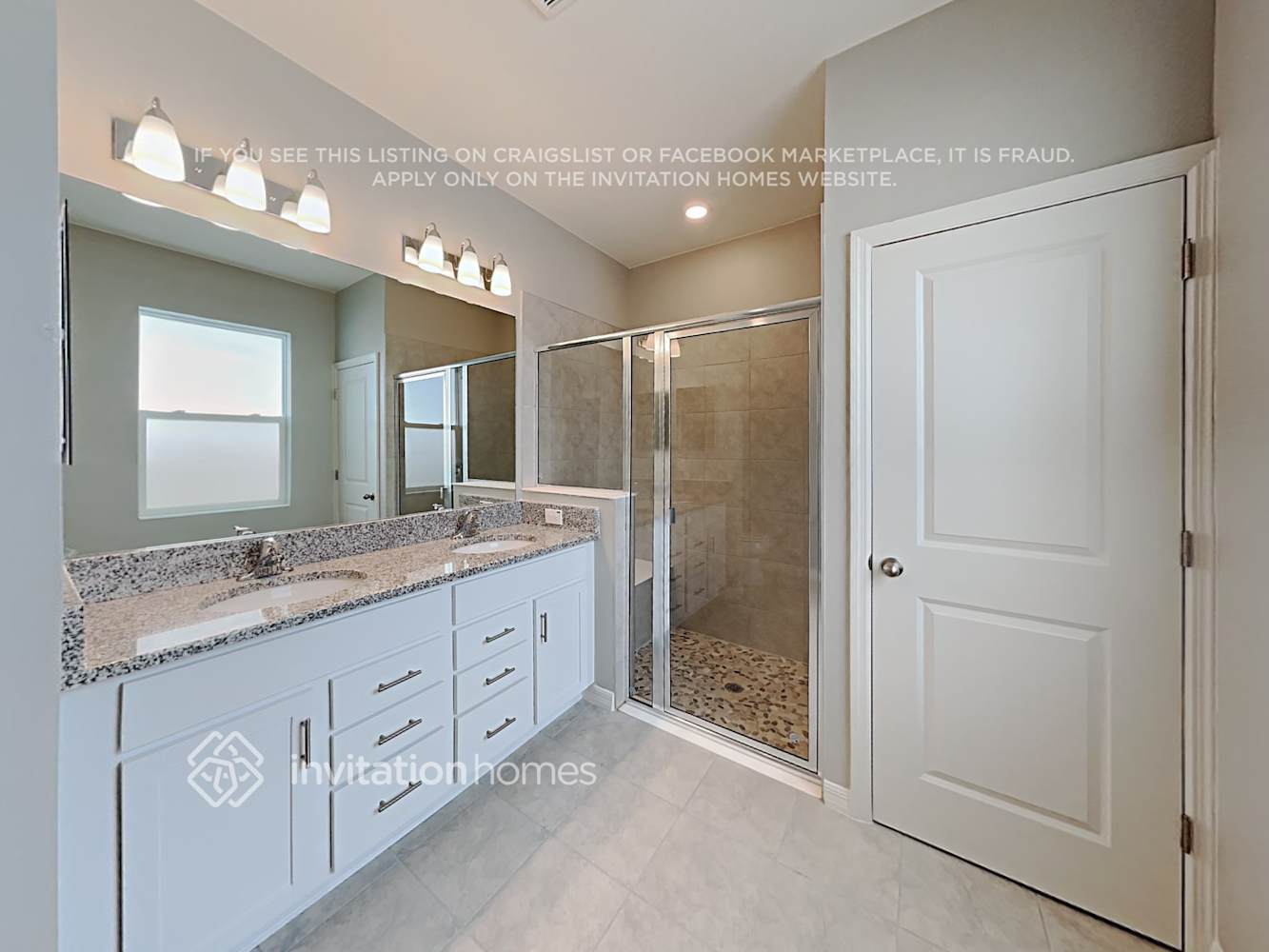 Building Photo - 613 Valri Park Dr