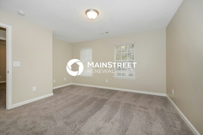Building Photo - 4 Bedroom Pet-Friendly Home in HAMPTON, GA with Main Street Renewal