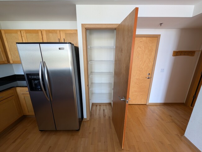 Kitchen pantry - 2121 S Kinnickinnic Ave